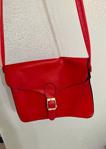 Kırmızı Deri Tokalı Kadın Çanta - Görsel 2