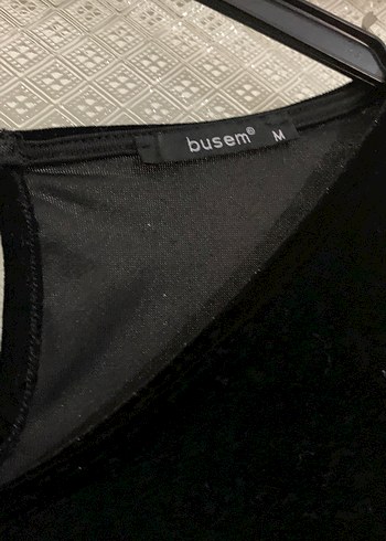 Siyah Süet Kumaş V Yakalı Uzun Kollu Bluz - Görsel 3