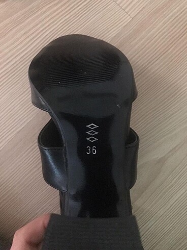 36 Beden siyah Renk Siyah deri topuklu ayakkabı