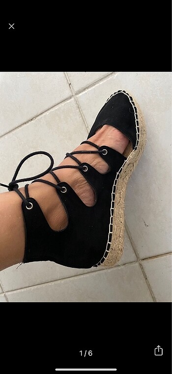 Twist siyah sandalet