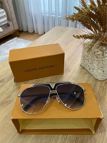 Louis Vuitton Louıs vuıttıon