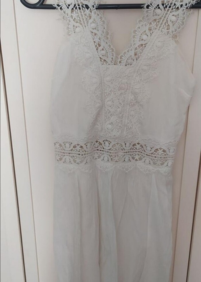 Beyaz dantelli elbise - Görsel 4