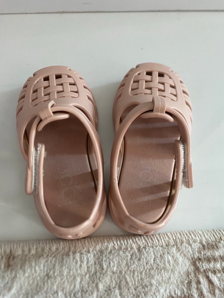 Kız Çocuk Bej Bantlı Kauçuk Terlik - Görsel 4