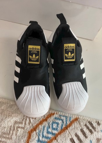 Erkek Çocuk Siyah Adidas Sneakers