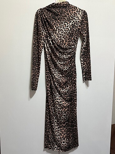 Leopar elbise