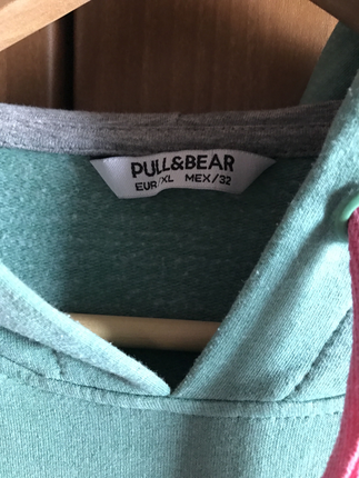 Pull and Bear Kapşonlu sweatshirt
