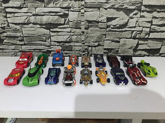 Beden Renk Minyatür maket arabalar