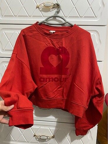 H&M crop sweatshirt