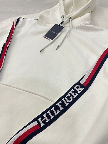 s Beden Tommy hilfiger sweatshirt
