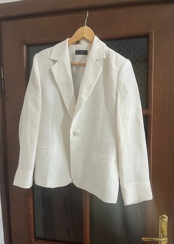 Düğmeli Beyaz Keten Kadın Blazer Ceket