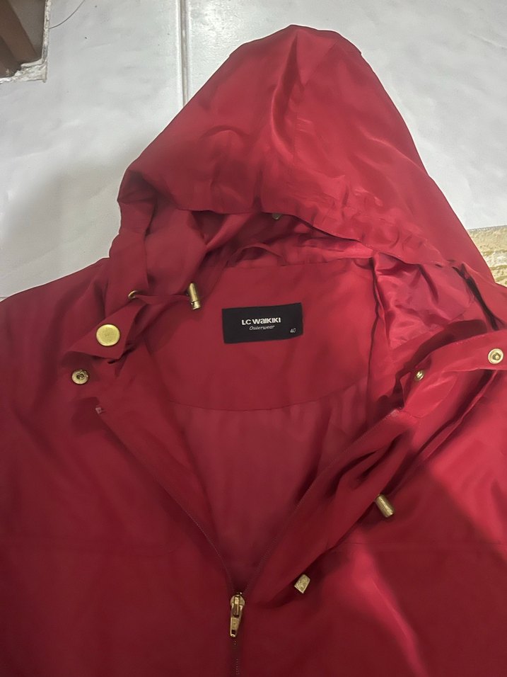 Bordo bayan Kapüşonlu Yağmurluk - Görsel 2