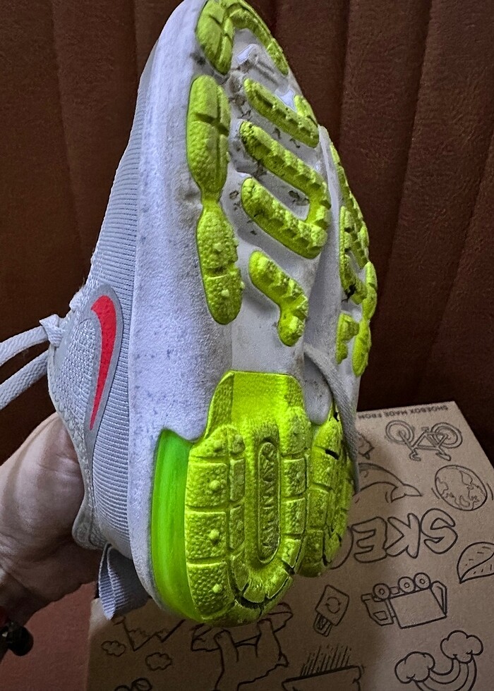 Nike gri spor ayakkabı - Görsel 3