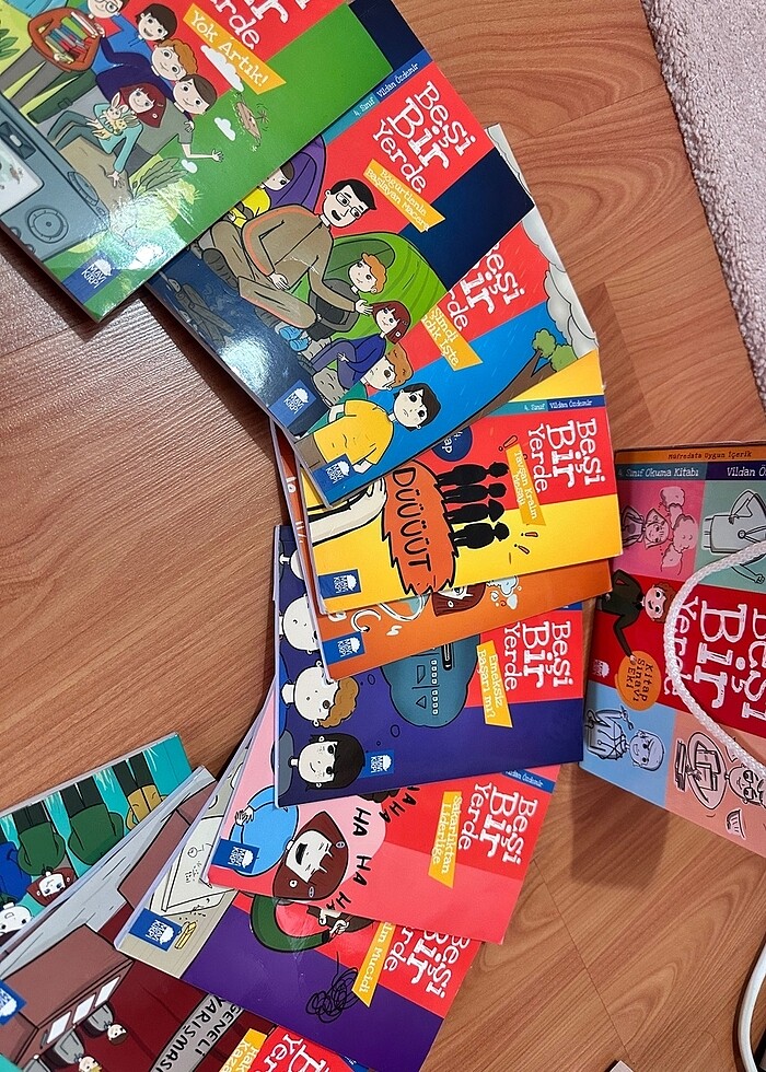 Beşi bir yerde kitap seti - Görsel 2