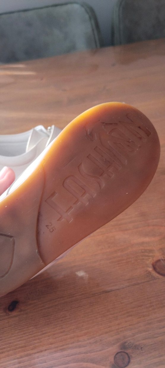 Beyaz sedef rengi cırtlı Erkek Çocuk Özel Ayakkabı - Görsel 4