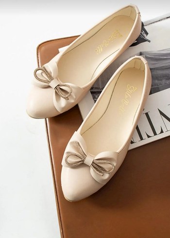 Bej Fiyonklu Stiletto Topuklu Kadın Babet