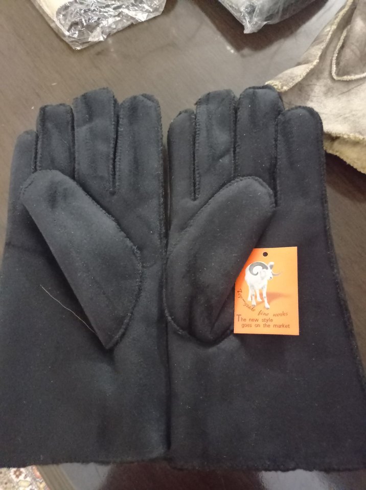 Gri Yumuşak Kumaş Eldivenler - Görsel 2