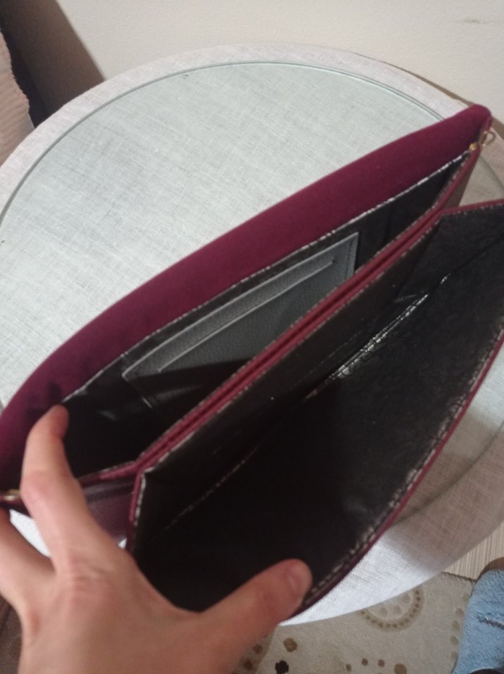 Bordo Deri Tokalı Kadın Portföy Çanta - Görsel 4