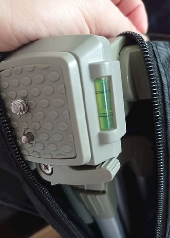 Gri Tripod - Görsel 4