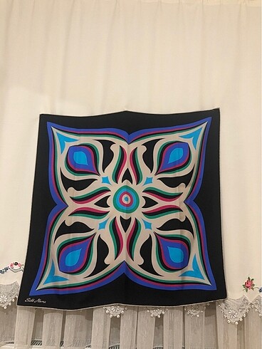 Silk home ipek eşarp