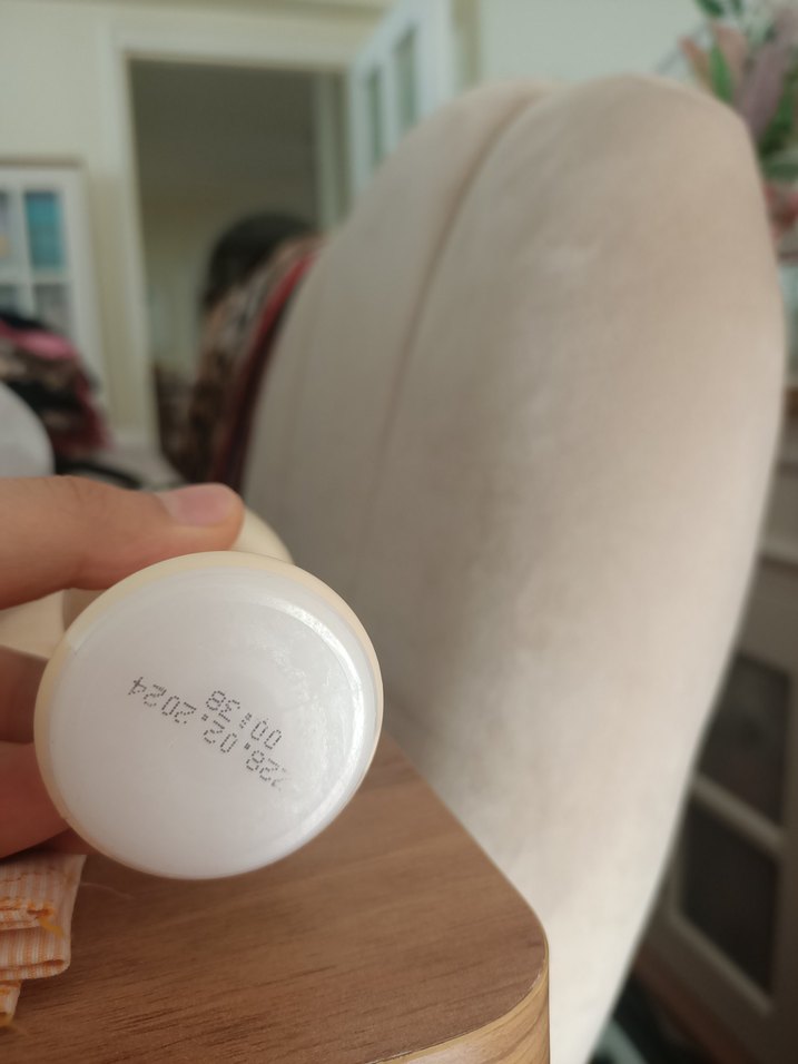 Avon Far Away Kadın Roll-On Deodorant - Görsel 3