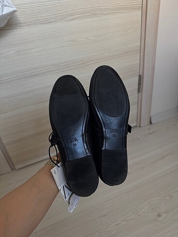 36 Beden siyah Renk Zara babet