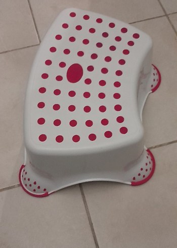 Pembe Noktalı Çocuk Sandalyesi - Görsel 2