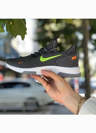 NIKE AYAKKABI
