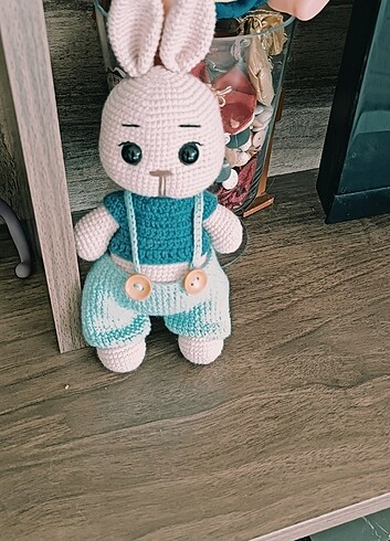 Amigurumi sevimli tavşan