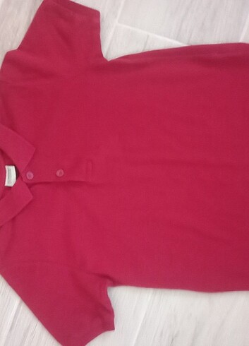 Yakalı t-shirt yeni gibi