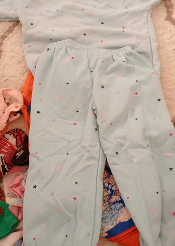 Gri Yıldız Desenli Kız Pijama Takımı