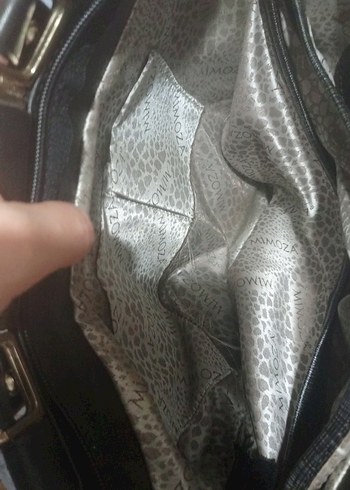 Siyah Deri Kadın Çanta - Kemer Detaylı - Görsel 5