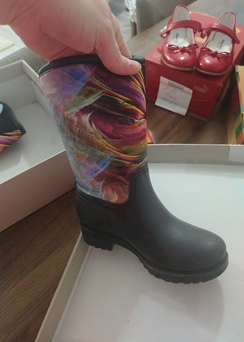 Kız Çocuk Çok Renkli Baskılı Lastik Çizme - Görsel 3