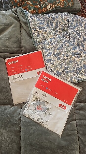 Yataş outlet çift kişilik yorgan battaniye set 