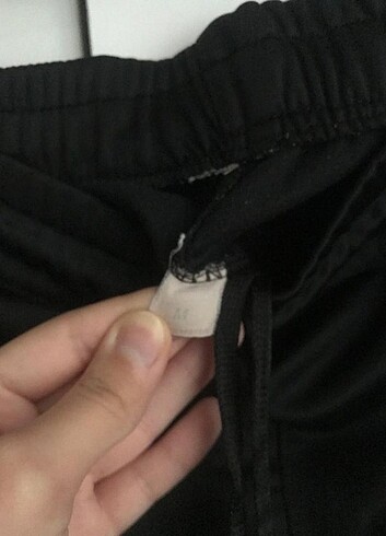 m Beden Adidas eşofman 