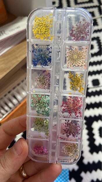 Beden Renk Kalıcı oje ve nail art süsleri törpü hepsi bir satılacaktır ürün
