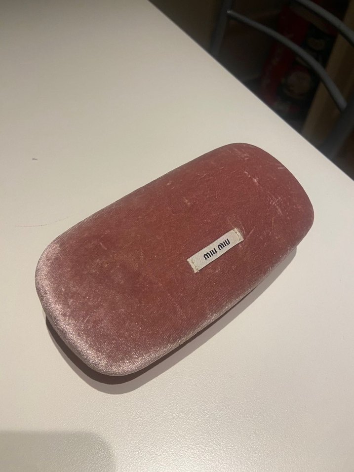 Miu Miu Vintage Kadın Güneş Gözlüğü - Görsel 3