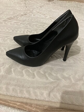 Siyah stiletto