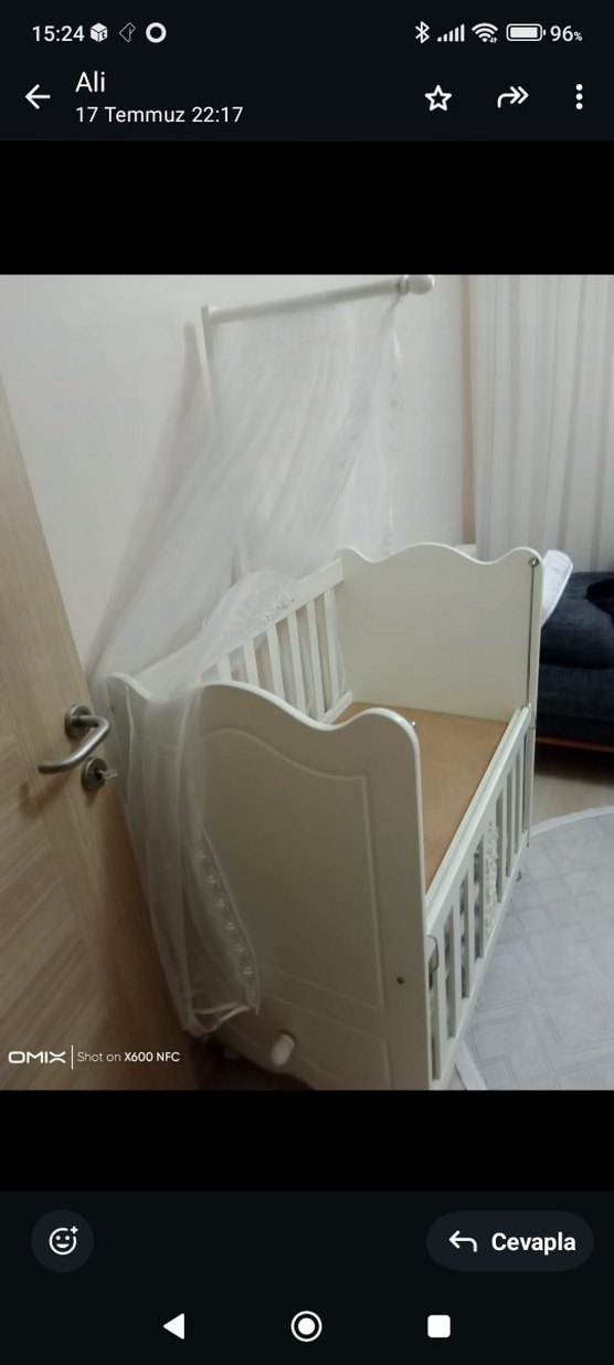 Beyaz Ahşap Bebek Beşiği - Görsel 2