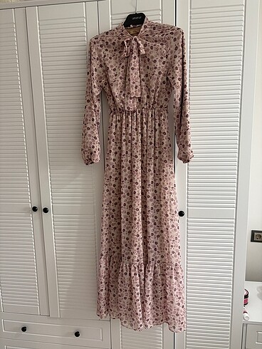 Çiçekli elbise - Görsel 6