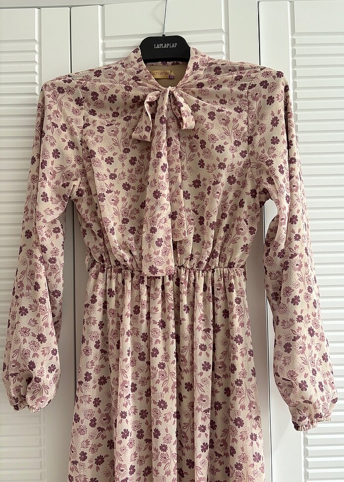 Çiçekli elbise - Görsel 5