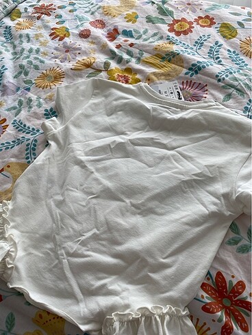 m Beden Bershka tshirt