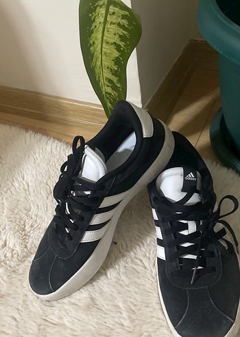 Siyah Adidas Bağcıklı Düz Taban Spor Ayakkabı - Görsel 3