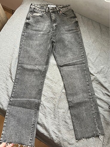 Zara straight fit jean
