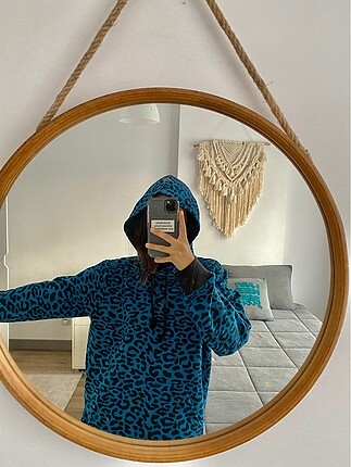 pull and bear sweatshirt