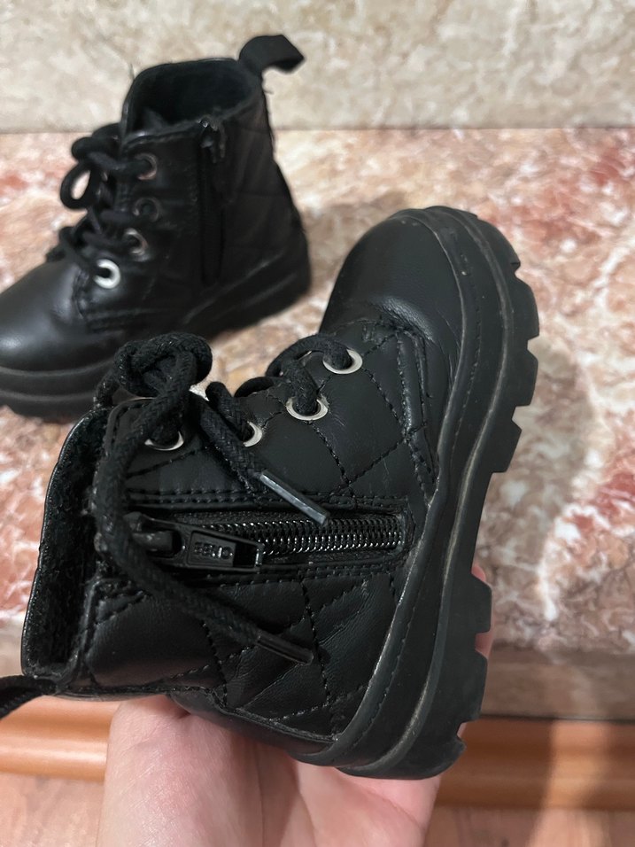 H&M siyah bot - Görsel 2