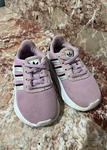 Kız bebek Adidas spor ayakkabı - Görsel 2