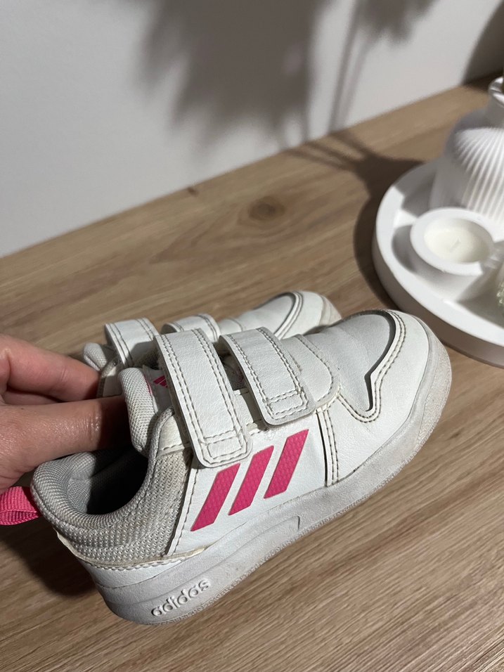 Adidas spor ayakkabı — görsel 5/5