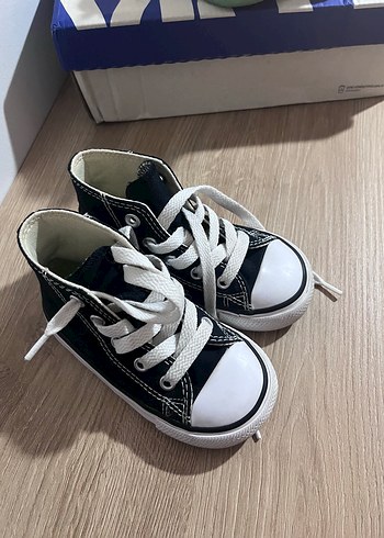 Converse ürünü