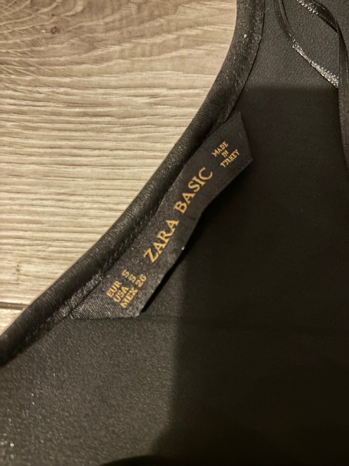 Zara Siyah V Yaka Uzun Kollu Bluz - Görsel 2