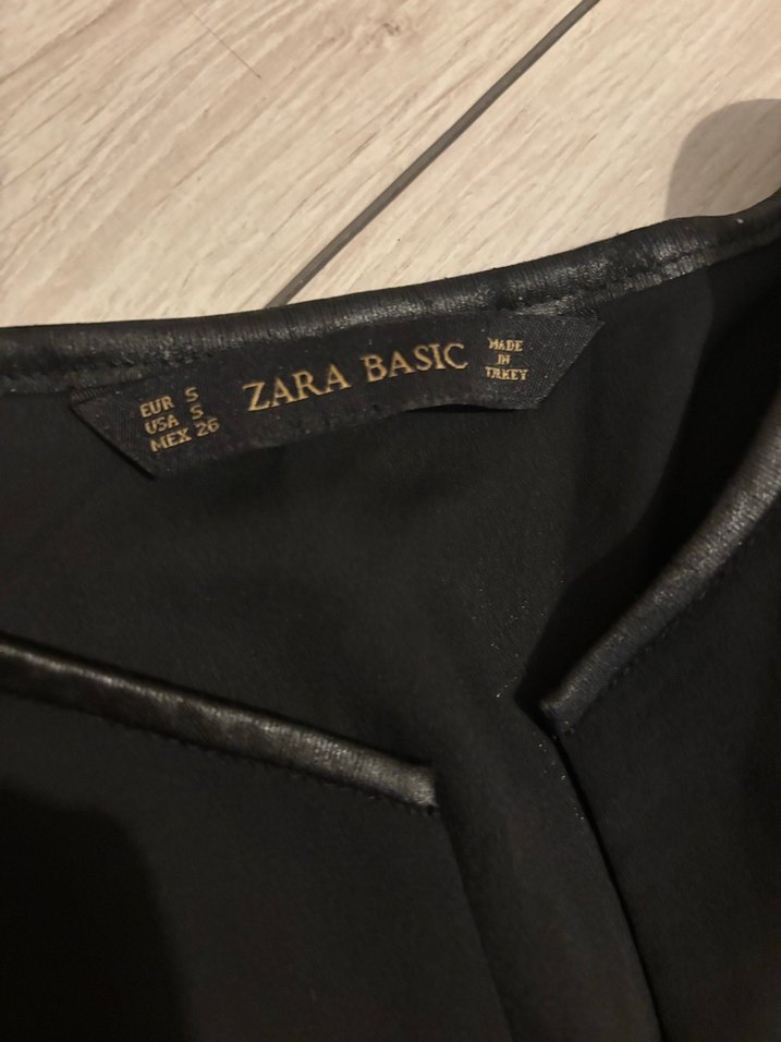 Siyah V Yaka Uzun Kollu Kadın Bluz - Görsel 2